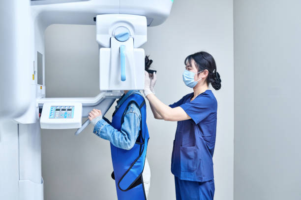 Best Emergency Tooth Extraction in Helmetta, NJ